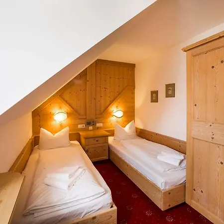 Hoelzer Braeu 3* Ebersberg