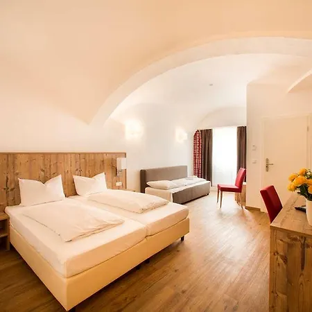 Hotel Hoelzer Braeu 3*